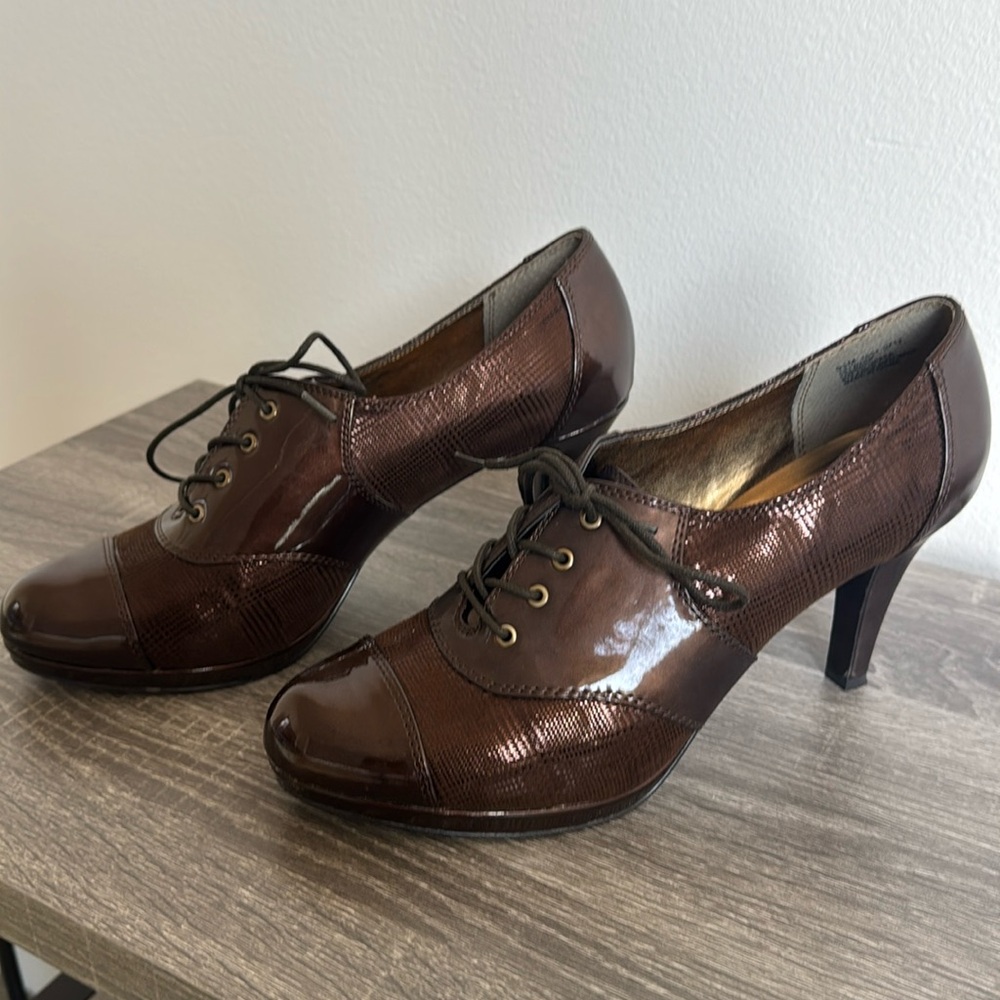 Anne Klein brown heels 9.5 - Picture 1 of 4